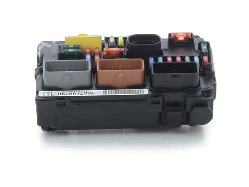 Used Fuse box CITROËN C3 II (SC_) 1.4 (73 hp) 32254977