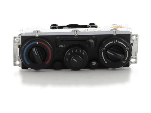 Commande Chauffage ISUZU D-MAX I (TFR, TFS) 3.0 DiTD 4x4 (TFS85_) (163 hp) 28051646