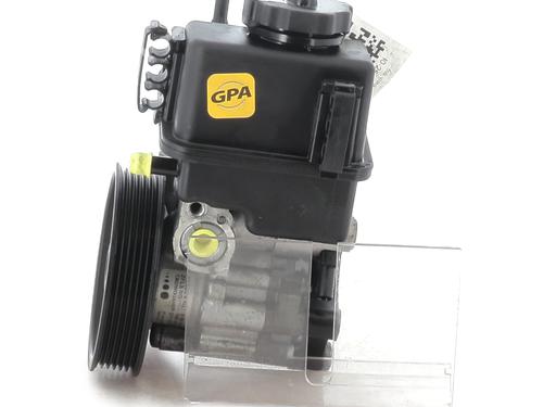 Used Steering pump MERCEDES-BENZ C-CLASS (W204) C 200 CDI (204.001) (136 hp) 25731411