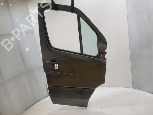 Used Right front door Right front door 37065188 37065188