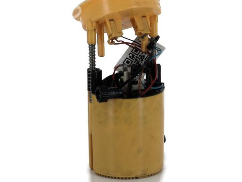 Used Fuel pump BMW 1 (E87) 118 d (122 hp) 27353456