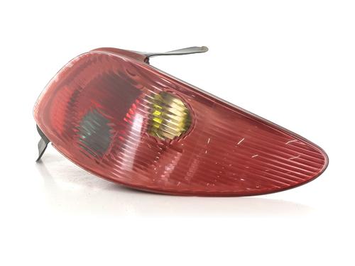 Right taillight PEUGEOT 206 Hatchback (2A/C) 1.4 i | BP29701839C35 