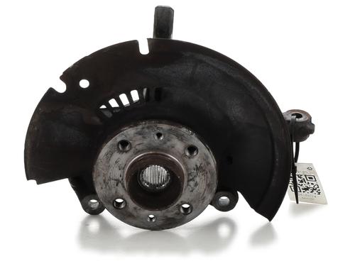 Used Right front steering knuckle RENAULT CLIO V (B7_) 1.5 Blue dCi 85 (B7AG) (86 hp) 24491321