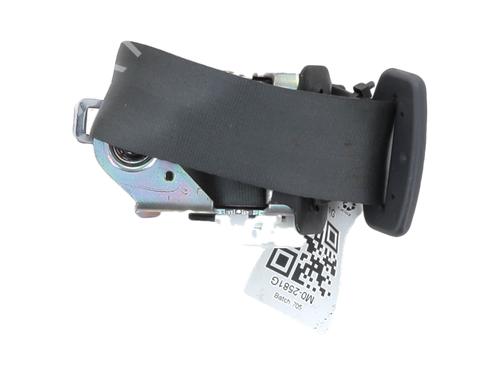 Used Rear center seatbelt RENAULT CLIO III Grandtour (KR0/1_) 1.5 dCi (KR0F) (86 hp) 27907501