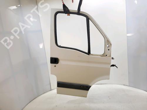 Used Right front door RENAULT MASTER II Van (FD) [1997-2013]  27710608