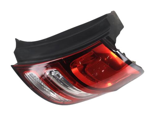 Used Right taillight Right taillight CITROËN C3 II (SC_) 1.4 HDi 70 (SC8HZC, SC8HR0, SC8HP4) (68 hp) 40521210 40521210