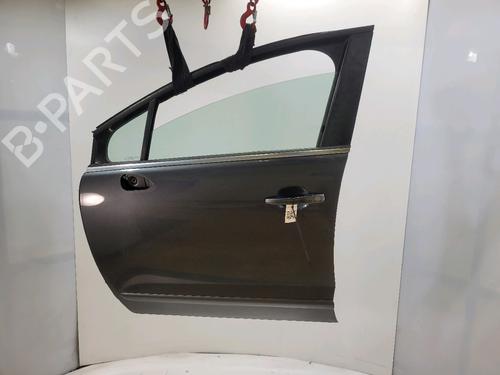 Used Left front door Left front door 37191748 37191748