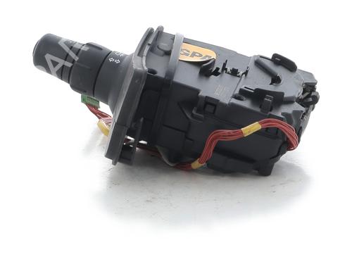 switch-renault-clio-iii-br01-cr01-2005-2006-2007-2008-2009-2010-2011-2012-2013-2014-31821699 main image