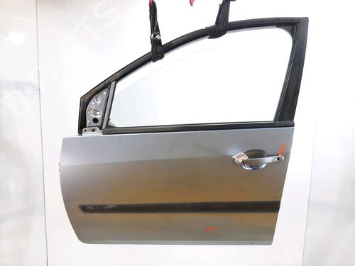 Used Left front door FORD FIESTA V (JH_, JD_) 1.4 TDCi (68 hp) 18456576