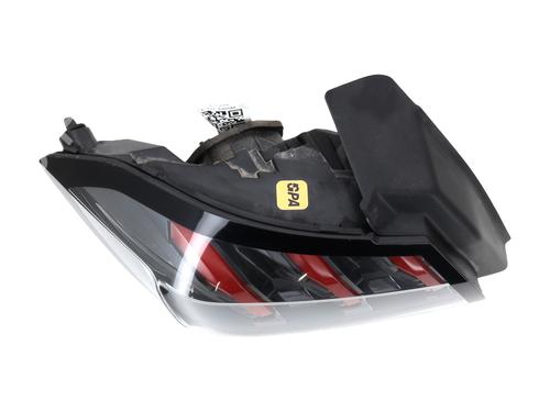 Used Left taillight PEUGEOT 208 II (UB_, UP_, UW_, UJ_) 1.2 PureTech 100 (101 hp) 29819992