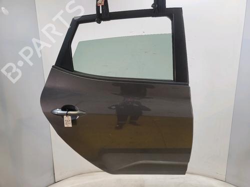 Used Right rear door KIA VENGA (YN) 1.6 CRDi 115 (116 hp) 32513017
