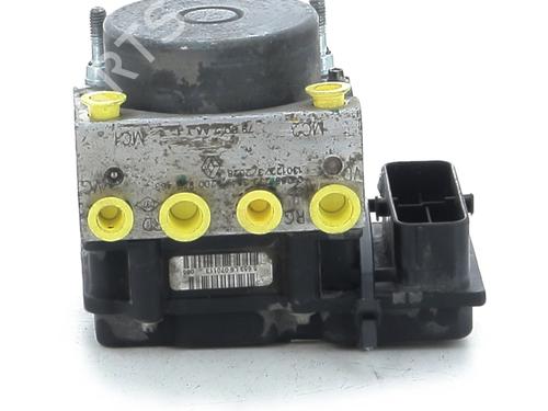 ABS pump DACIA DUSTER (HS_) 1.5 dCi (HSMC) | BP31963752M43