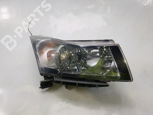 Used Right headlight Right headlight CHEVROLET CRUZE (J300) 2.0 CDI (150 hp) 11185540 11185540