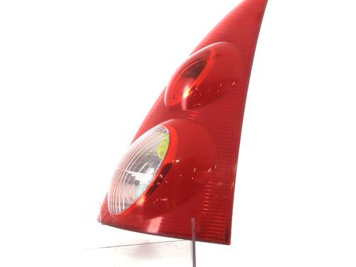 Right taillight PEUGEOT 107 (PM_, PN_) 1.0 | BP26877882C35 