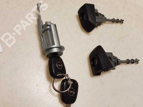 Used Ignition barrel Ignition barrel OPEL AGILA (B) (H08) 1.0 (F68) (65 hp) 10742587 10742587