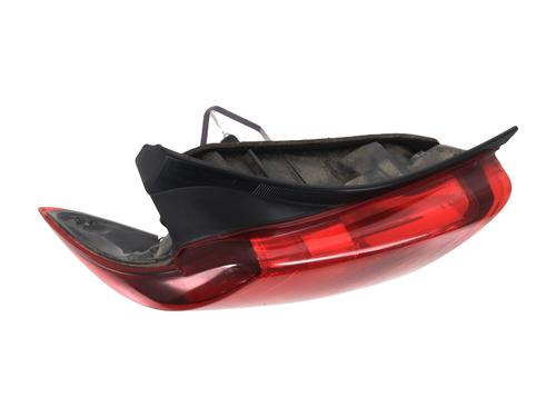 Farolim esquerdo TOYOTA YARIS (_P13_) 1.5 Hybrid (NHP130_) (101 hp) 30335016