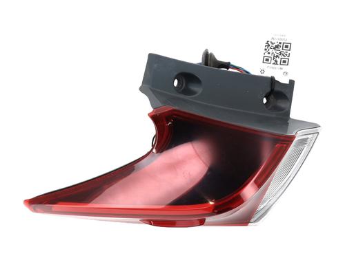 Venstre baglygte TOYOTA AURIS (_E18_) 1.8 Hybrid (ZWE186_, ZWE186R) (136 hp) 30474463