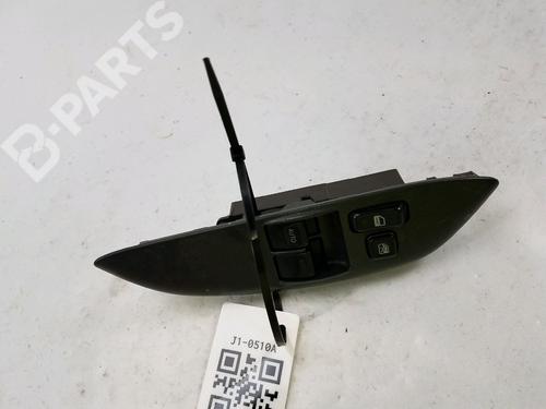 Used Left front window switch Left front window switch TOYOTA YARIS (_P1_) 1.0 (SCP10_, SCP10R) (68 hp) 10486889 10486889