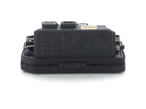 Used Fuse box RENAULT KOLEOS I (HY_) 2.0 dCi 4x4 (HY0K) (150 hp) 32077228