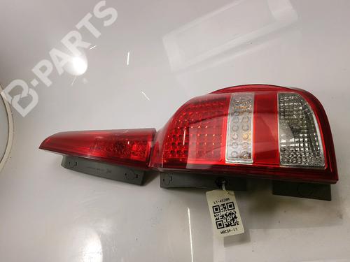 right-taillight-kia-ceed-sw-ed-16-crdi-115-924021h350-2007-2008-2009-2010-2011-2012-11185619 main image