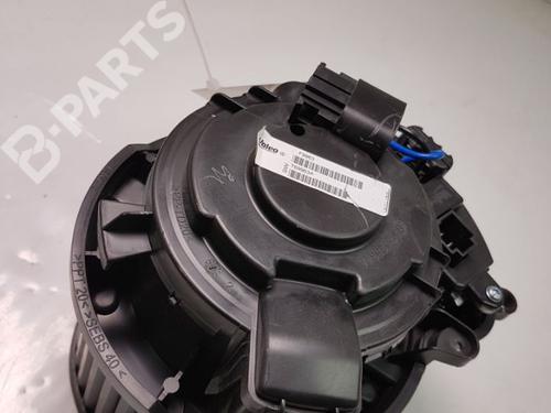 Used Heater blower motor Heater blower motor RENAULT MEGANE IV Hatchback (B9A/M/N_) 1.5 dCi 90 (B9A1) (90 hp) 10473646 10473646