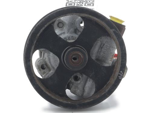 Used Steering pump TOYOTA RAV 4 II (_A2_) 2.0 D 4WD (CLA20_, CLA21_, CLA20R, CLA21R) (116 hp) 32378468