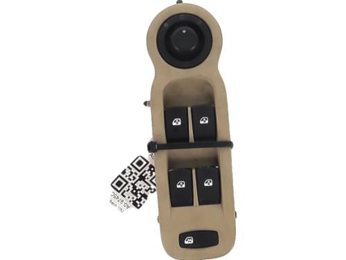 Used Left front window switch RENAULT MODUS / GRAND MODUS (F/JP0_) 1.5 dCi (FP0D, JP0D) (82 hp) 29579358