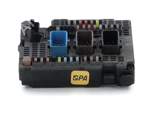 Used Fuse box Fuse box PEUGEOT 508 I (8D_) 2.0 HDi (163 hp) 33685970 33685970