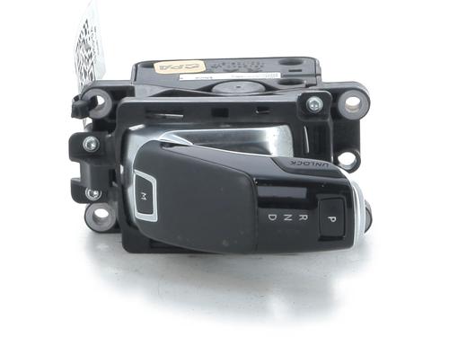 Levier de vitesses OPEL CORSA F (P2JO) 1.2 (68) (131 hp) 31285340