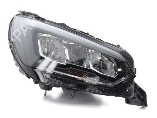 Used Right headlight PEUGEOT 2008 II (UD_, US_, UY_, UJ_, UR_, UC_) 1.2 PureTech 130 (USHNS, URHNS) (130 hp) 31607291