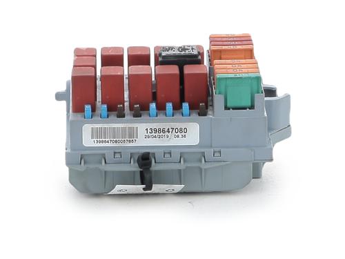 Used Fuse box Fuse box 37532492 37532492
