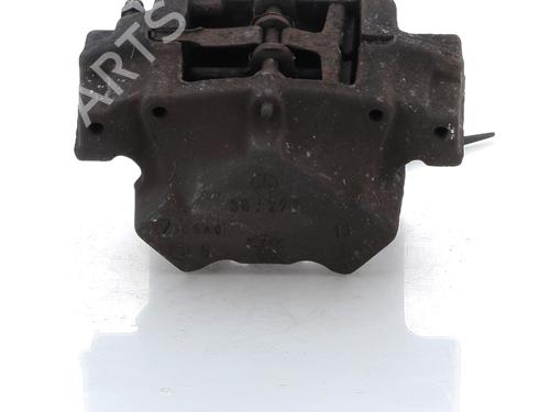Venstre bremsekaliber bag MERCEDES-BENZ CLK (C208) CLK 230 Kompressor (208.347) (193 hp) 27904084