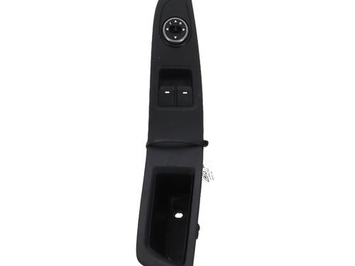 Used Left front window switch HYUNDAI i20 II (GB, IB) 1.2 (75 hp) 28082956