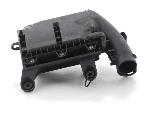 Used Air filter box Air filter box PEUGEOT 5008 (0U_, 0E_) 1.6 BlueHDi 120 (120 hp) 40057596 40057596