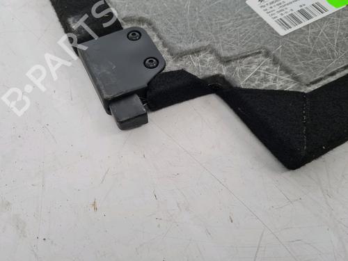 Suelo del maletero Suelo del maletero PEUGEOT 3008 II SUV (MC_, MR_, MJ_, M4_) 1.6 THP 165 (M45GYW, M45GZW, M45GYV) (165 hp) 33972730 33972730