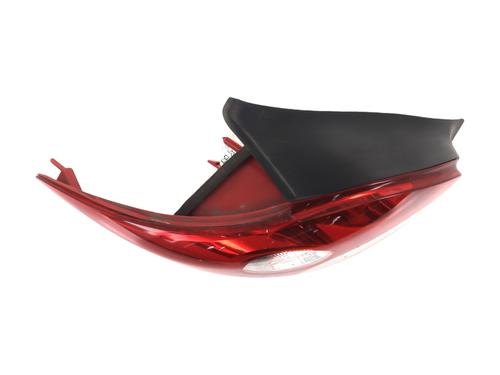 Used Left taillight Left taillight PEUGEOT 206+ (2L_, 2M_) 1.4 i (2LKFWA, 2MKFWA) (75 hp) 33230473 33230473