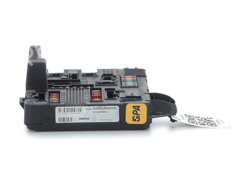 fuse-box-renault-scenic-ii-jm01_-2003-2004-2005-2006-2007-2008-2009-2010-31821441 main image