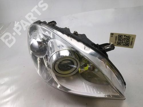 Used Right headlight Right headlight MERCEDES-BENZ B-CLASS Sports Tourer (W245) B 200 CDI (245.208) (140 hp) 10435343 10435343