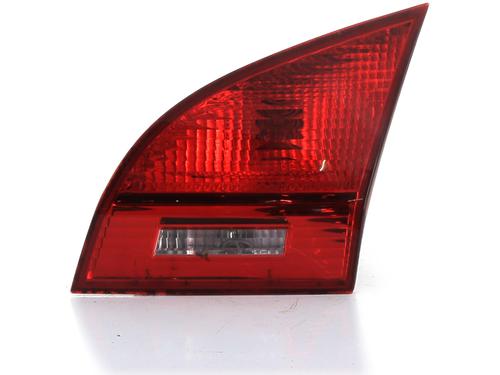 right-tailgate-light-kia-venga-yn-2010-2011-2012-2013-2014-2015-2016-2017-2018-2019-32513025 main image