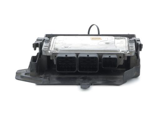 Used Engine control unit (ECU) Engine control unit (ECU) PEUGEOT 207 (WA_, WC_) 1.4 16V (95 hp) 31797657 31797657
