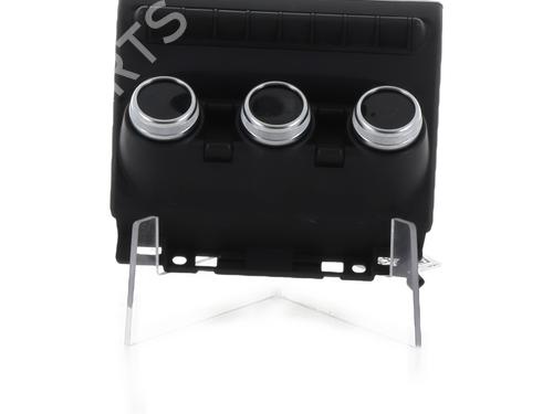 climate-control-renault-clio-v-b7_-2019-31844710 main image