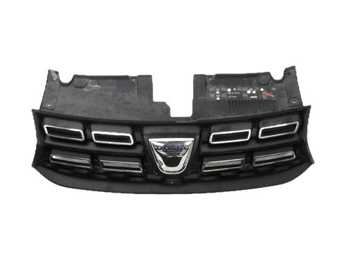 Used Grille Grille DACIA SANDERO II TCe 90 (B8M1, B8MA, B8AC) (90 hp) 40003695 40003695