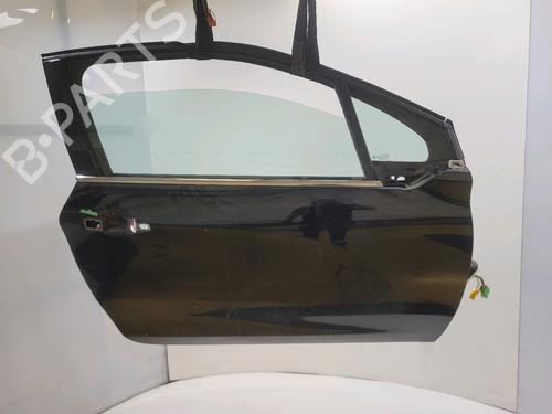 Used Right front door Right front door 39490169 39490169