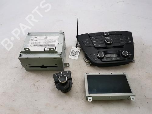 Used Radio OPEL INSIGNIA A (G09) 2.0 CDTI (68) (160 hp) 15114027