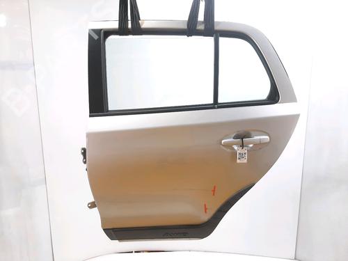 Puerta trasera izquierda TOYOTA URBAN CRUISER (_P1_) 1.4 D-4D 4WD (NLP115_) (90 hp) 17137167