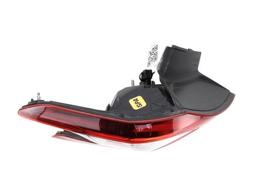 Used Left taillight PEUGEOT 308 II (LB_, LP_, LW_, LH_, L3_) 1.6 HDi 100 (99 hp) 30334945