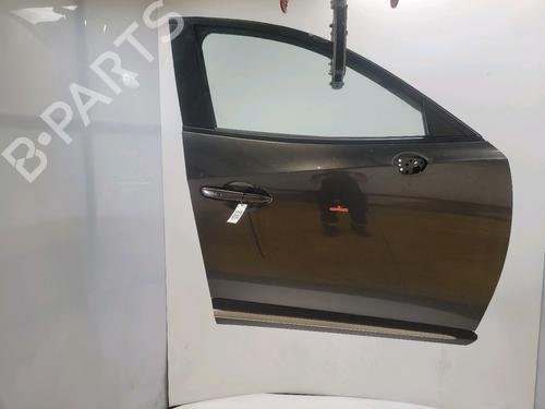 Used Right front door Right front door 38552810 38552810