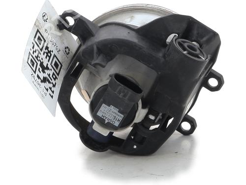 Right front fog light TOYOTA YARIS (_P13_) 1.0 (KSP130_, KSP130) | BP30584353C31 