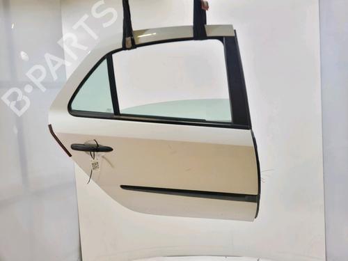 Used Right rear door Right rear door 36946237 36946237