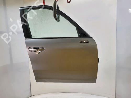 Used Right front door Right front door 37228501 37228501